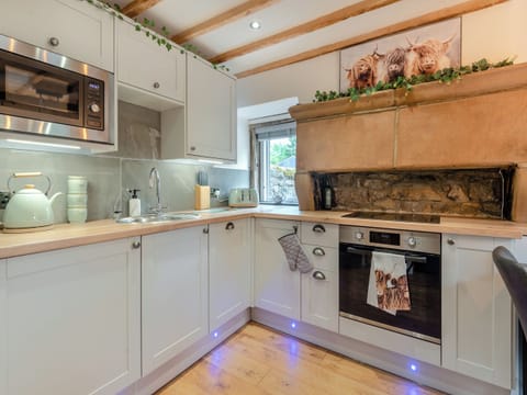 Kitchen/diner | Sycamore Cottage, Bonsal, near Matlock