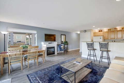 1018 Vacation by the Sea