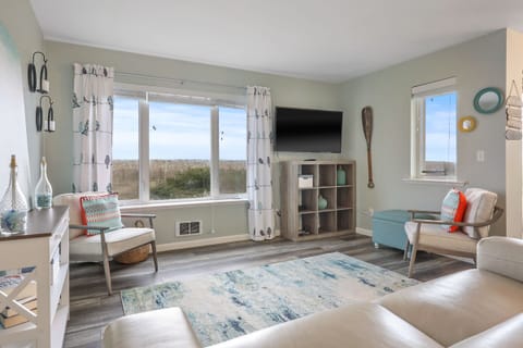 113 Vacation by the Sea