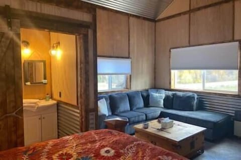 Ce702831 7834 46f5 8414 87c6bd12e81c