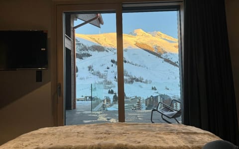 vue station Chambre double étage 1 et SDB