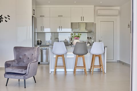 Lefkimmiatis Villa Erika Newly Built Interior