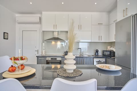 Lefkimmiatis Villa Marialena Newly Built Interior