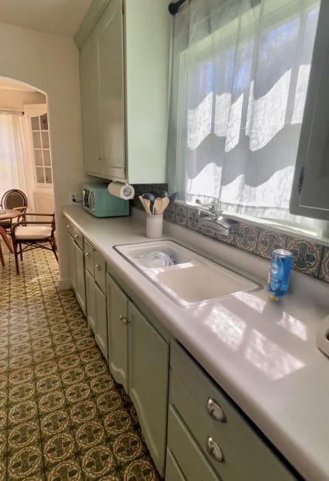 3 Bedroom Bungalow in the Avenues House in Chico