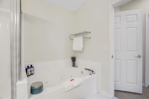 Jetted tub, hair dryer, towels, soap