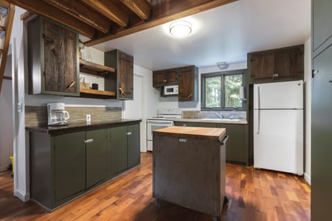 6df05815-265d-4913-a24c-35b9265896f4