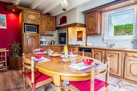 Serenissime - cuisine vue 2