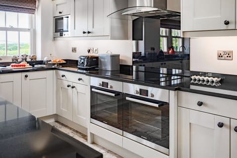 big holiday house uk