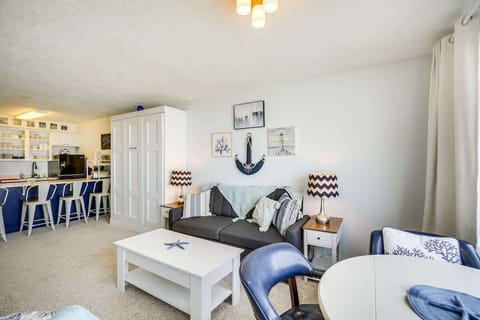 Lots of places to sit and relax