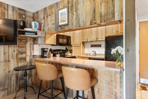 The new bar stools are perfect for enjoying coffee or breakfast before hitting the slopes or trails!