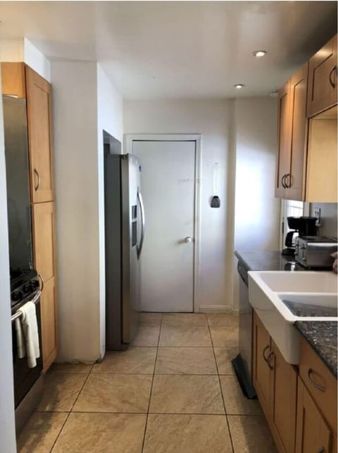 Kitchen fully loaded with stove, oven, dishwasher, microwave, refrig, applances