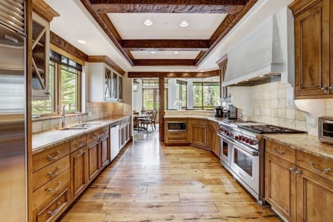 Gore Creek Townhomes 5 Bedroom