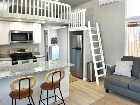 Large kitchen counter for cooking