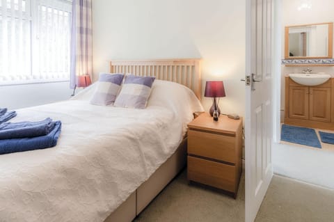 36 Beach Court - 1 Bed Apartment - Saundersfoot (18670)