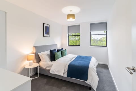 36 Waterside Place, Taunton - Host & Stay
