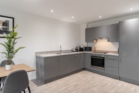 36 Waterside Place, Taunton - Host & Stay