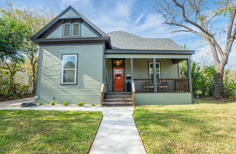 Welcome to our favorite Waco getaway!