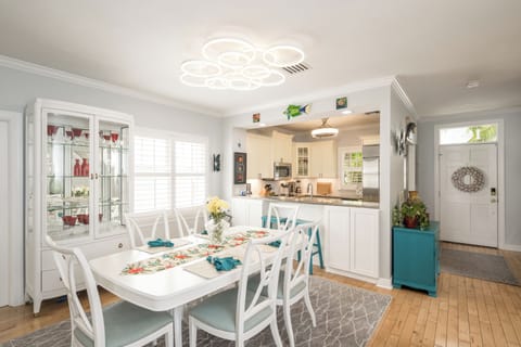 Dining Area with Seating for Eight plus Two Stools at the Bar