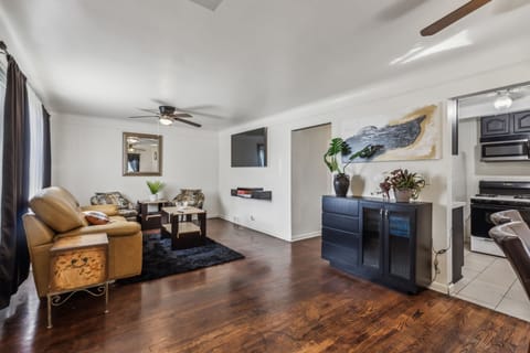 Indoors, Furniture, Living Room, Floor, Flooring