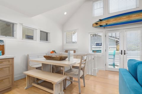 Dining area with lots of seating