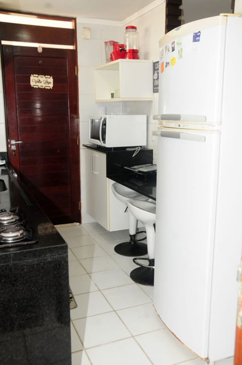 Microwave, oven, stovetop, coffee/tea maker