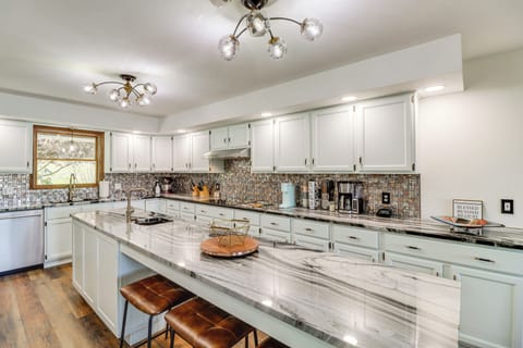 Kitchen | Cooking Basics | Recently Remodeled