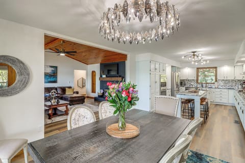 Dining Area | Kitchen | Upper Level