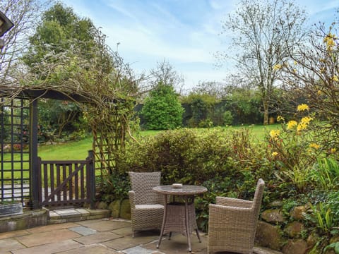 Patio | Lower Axford Cottage, Callington