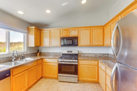 Kitchen | Dishwasher