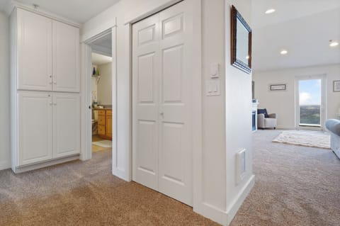 934 Vacation by the Sea