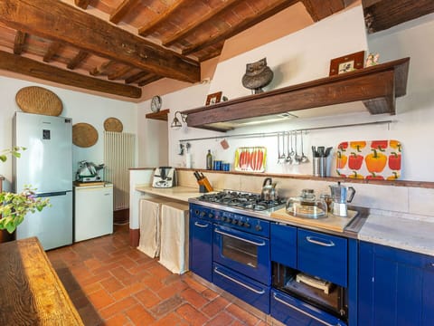 Wood, Wood Stain, Plank, Hardwood, Lumber, Gas, Shelving, Plywood, Natural Material