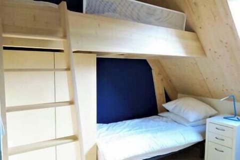 47e84120-c11b-4ff6-8a73-5f3ce1f712b9