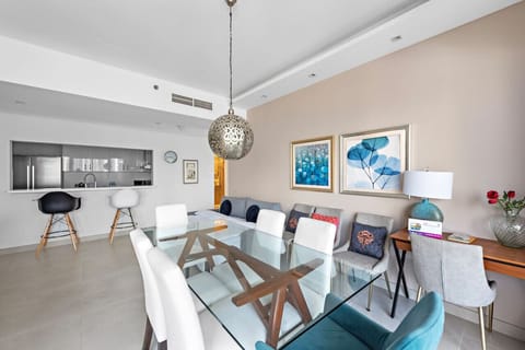 Dining Area: Bright and stylish space, perfect for entertaining or enjoying family meals!
