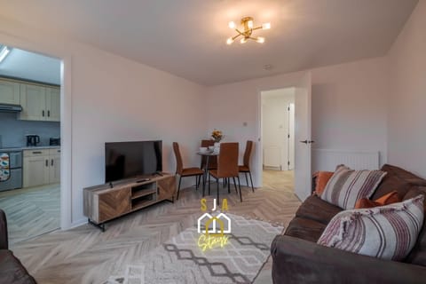 Living Room / Lounge