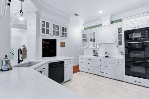 All appliances for making a homecooked meal