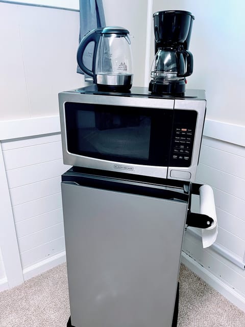 Fridge, microwave, coffee/tea maker, electric kettle