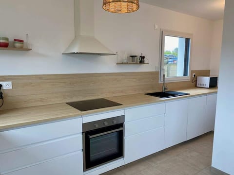 Cuisine toute équipée