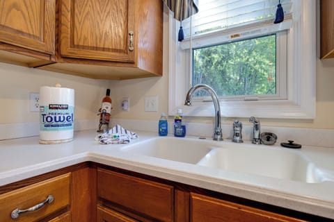 Jetted tub, hair dryer, towels, soap