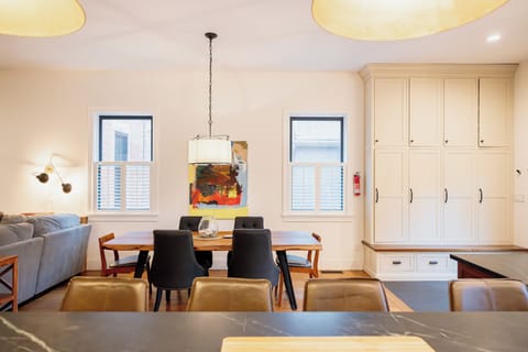 1st FL | Dining Room