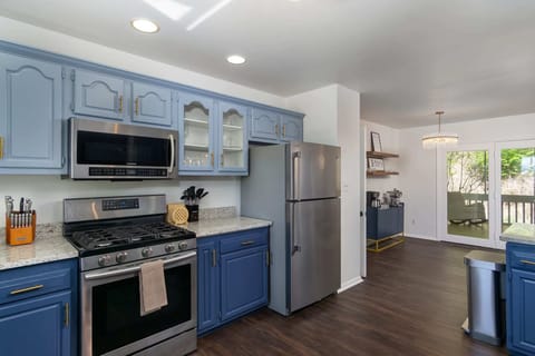 Fully equipped kitchen