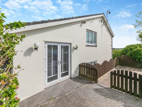 Exterior | The Lodge, Helston