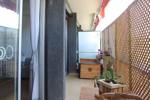 Téléchargement (11)