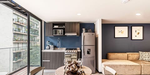 El mobiliario, la decoración y los servicios pueden variar ligeramente.