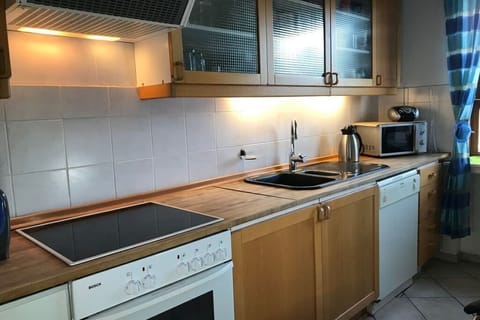 Oven, stovetop, dishwasher, highchair