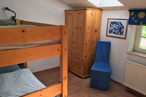 2 bedrooms, internet