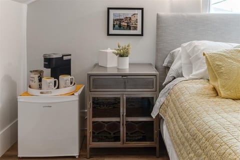 Master Bedroom - King Bed - Upstairs