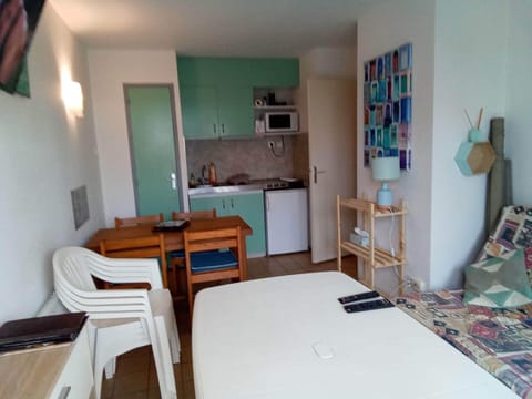 1 bedroom, iron/ironing board