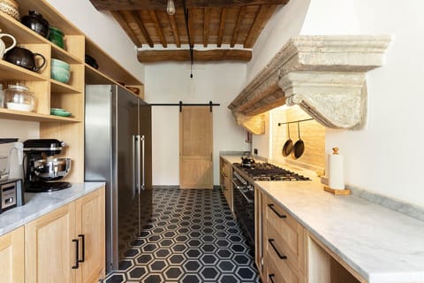 Villa Tomeoni By Tuscanhouses