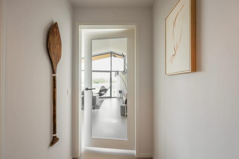 Entrance / Reception