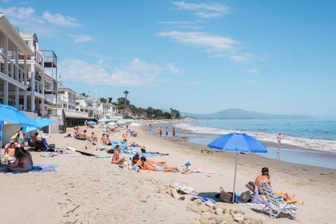 Sun loungers, beach towels